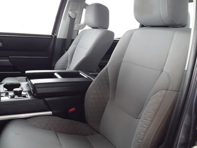2022 Toyota Tundra 4WD - Photo 5