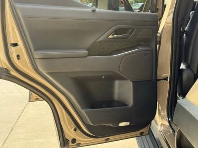 2024 Lexus GX - Photo 21