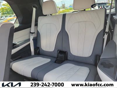 2024 BMW X7 — photo 15 view