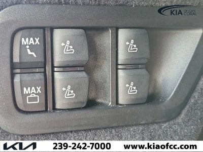 2024 BMW X7 — photo 12 view