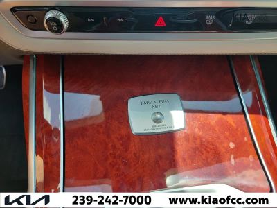 2024 BMW X7 — photo 40 view