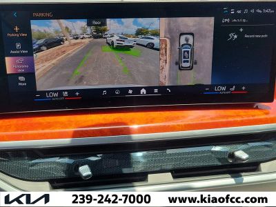 2024 BMW X7 — photo 36 view