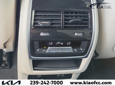 2024 BMW X7 — photo 20 view