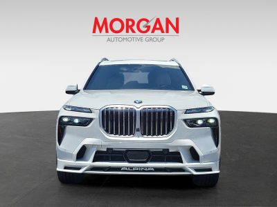 2024 BMW X7 — side profile view