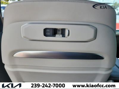 2024 BMW X7 — photo 24 view