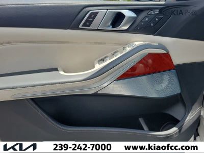 2024 BMW X7 — photo 30 view