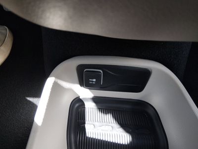 2024 Chrysler Pacifica — photo 23 view