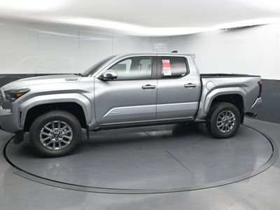 2025 Toyota Tacoma i-FORCE MAX Limited i-FORCE MAX Truck Double Cab - Photo 6