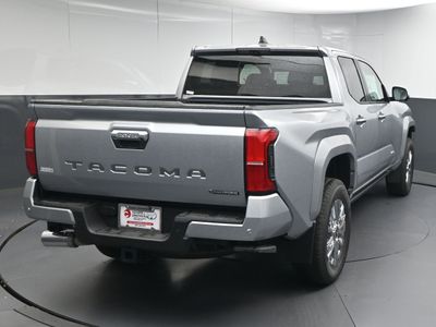 2025 Toyota Tacoma i-FORCE MAX Limited i-FORCE MAX Truck Double Cab - Photo 5