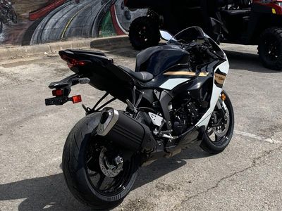 2026 Kawasaki Ninja ZX-6R - Photo 8
