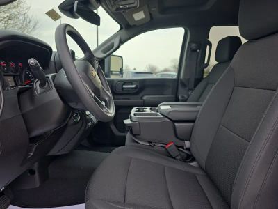 2026 Chevrolet Silverado 2500HD — photo 9 view