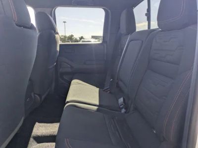 2026 Nissan Frontier — photo 13 view
