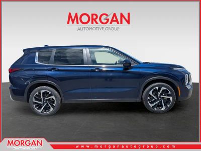 2024 Mitsubishi Outlander — side profile view