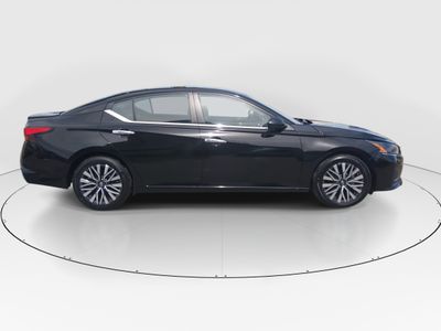 2024 Nissan Altima - Photo 8