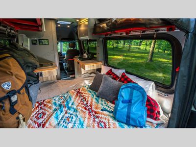 2026 Airstream Interstate 19X - Photo 7