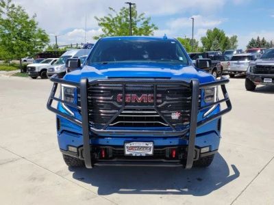 2023 GMC Sierra 1500 — detail view