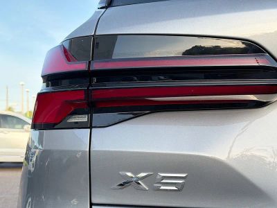 2026 BMW X5 — photo 10 view