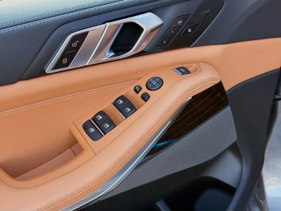 2026 BMW X5 — photo 22 view