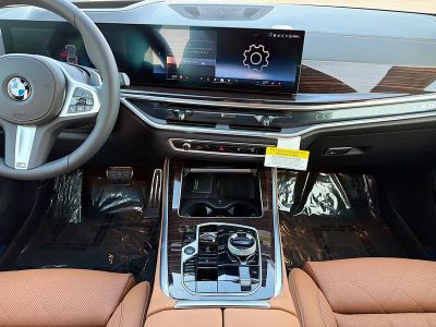 2026 BMW X5 — photo 18 view