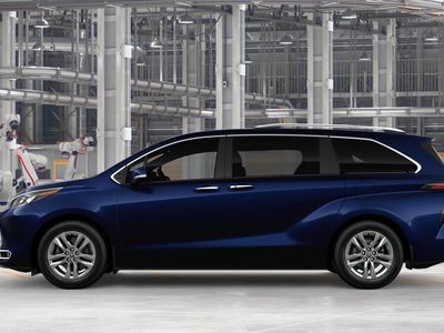 2026 Toyota Sienna - Photo 4