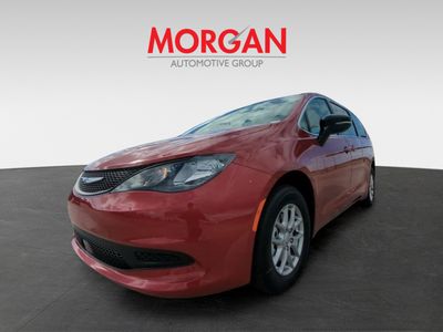 2026 Chrysler Voyager - Photo 2