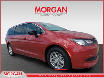 2026 Chrysler Voyager - Photo 3