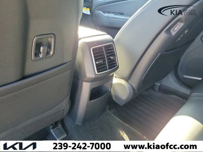 2026 Kia Sportage — photo 13 view