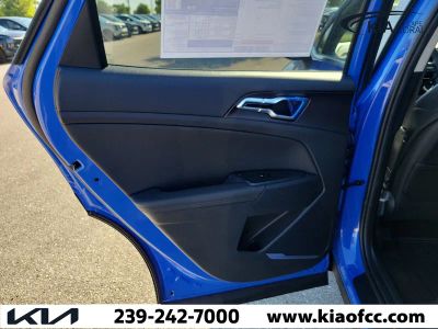 2026 Kia Sportage — photo 14 view