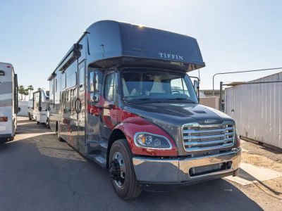 2026 Tiffin ALLEGRO BAY — front three-quarter view