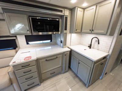 2026 Tiffin ALLEGRO BAY — photo 12 view