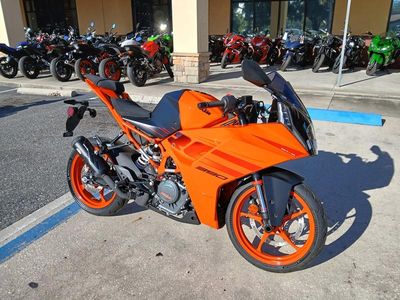 2024 KTM RC 390 - Photo 4
