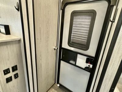 2021 Heartland Mallard M260 — interior view