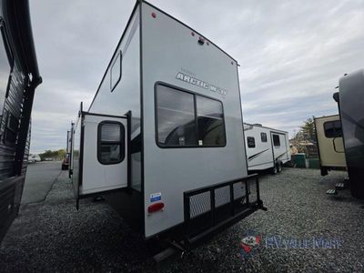 2022 Forest River RV Cherokee Arctic Wolf Suite - Photo 3
