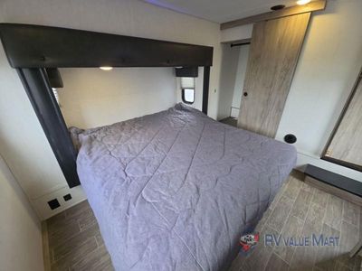 2022 Forest River RV Cherokee Arctic Wolf Suite - Photo 24