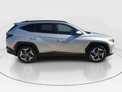 2024 Hyundai Tucson — photo 8 view
