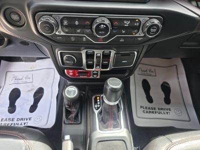 2023 Jeep Gladiator — photo 24 view