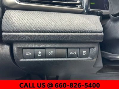 2025 Toyota Camry — photo 15 view