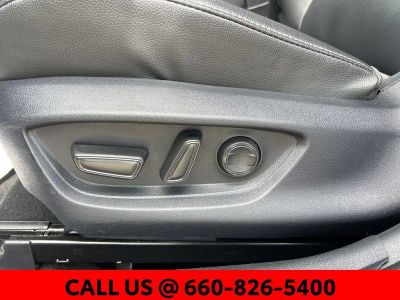 2025 Toyota Camry — photo 13 view
