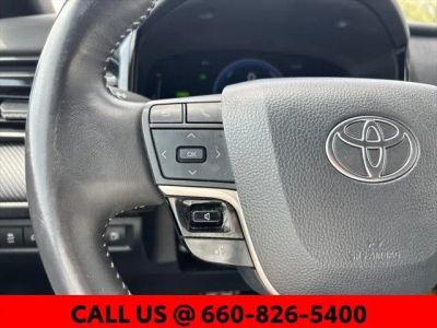 2025 Toyota Camry — photo 40 view