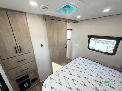2026 Grand Design Imagine XLS — photo 37 view