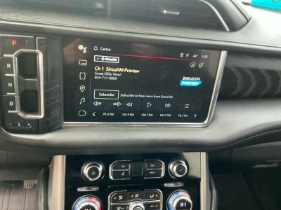 2022 GMC Yukon XL - Photo 11