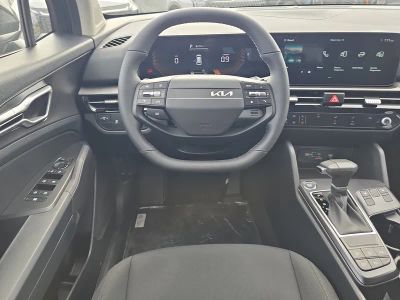 2026 Kia Sportage — photo 13 view