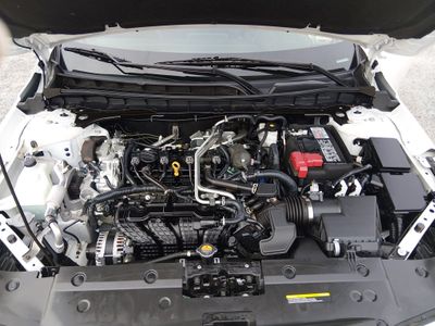 2025 Nissan Altima - Photo 9