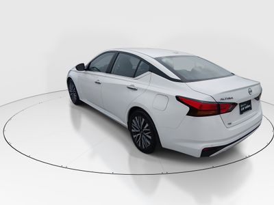 2025 Nissan Altima - Photo 5