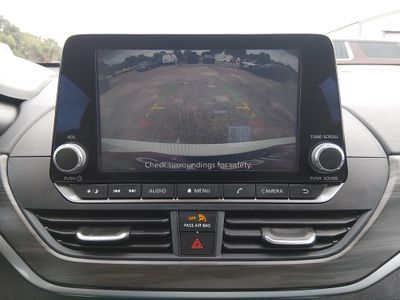 2025 Nissan Altima - Photo 16