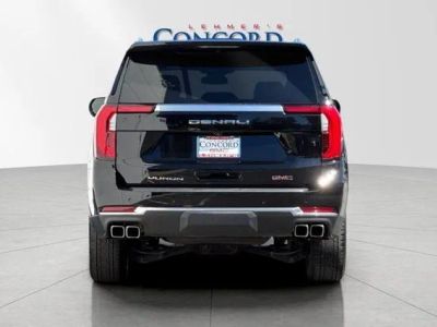 2025 GMC Yukon — detail view