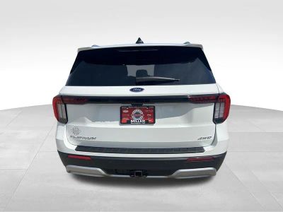 2025 Ford Explorer — detail view
