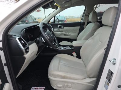 2022 Kia Sorento Plug-In Hybrid - Photo 9