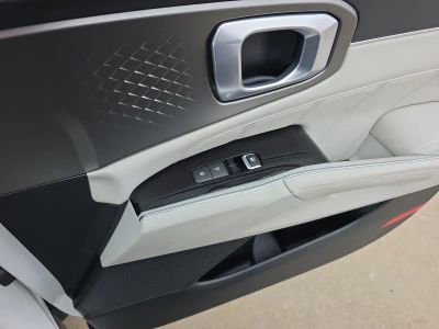 2022 Kia Sorento Plug-In Hybrid - Photo 21