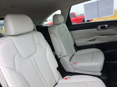 2022 Kia Sorento Plug-In Hybrid - Photo 14
